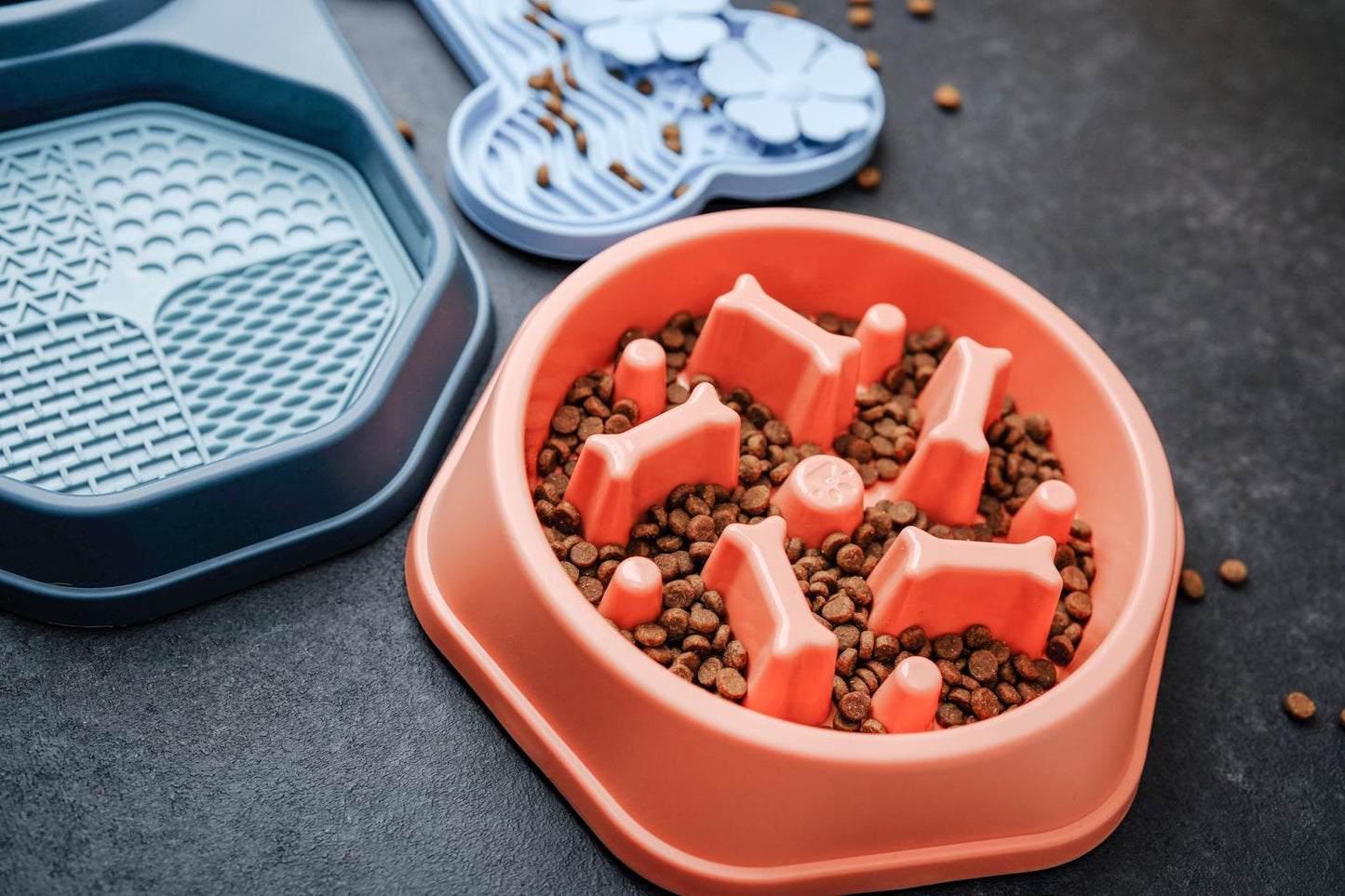Slow Feeder Dog & Cat Bowl – Anti-Choking Puzzle Bowl for Healthy Digestion